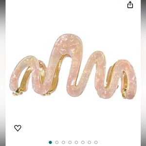 Big Texture Wave Hair Clip,Alloy Claw Clip for Women